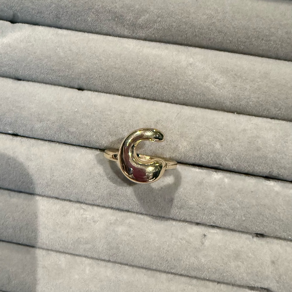 ☮️New Bubble Letter Intitial “C” Ring Gold Tone Jewelry Y2K Minimalist Style
